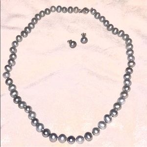 Splendid pearl necklace & earrings set  silver/gray    7.5 - 8 mm NIB